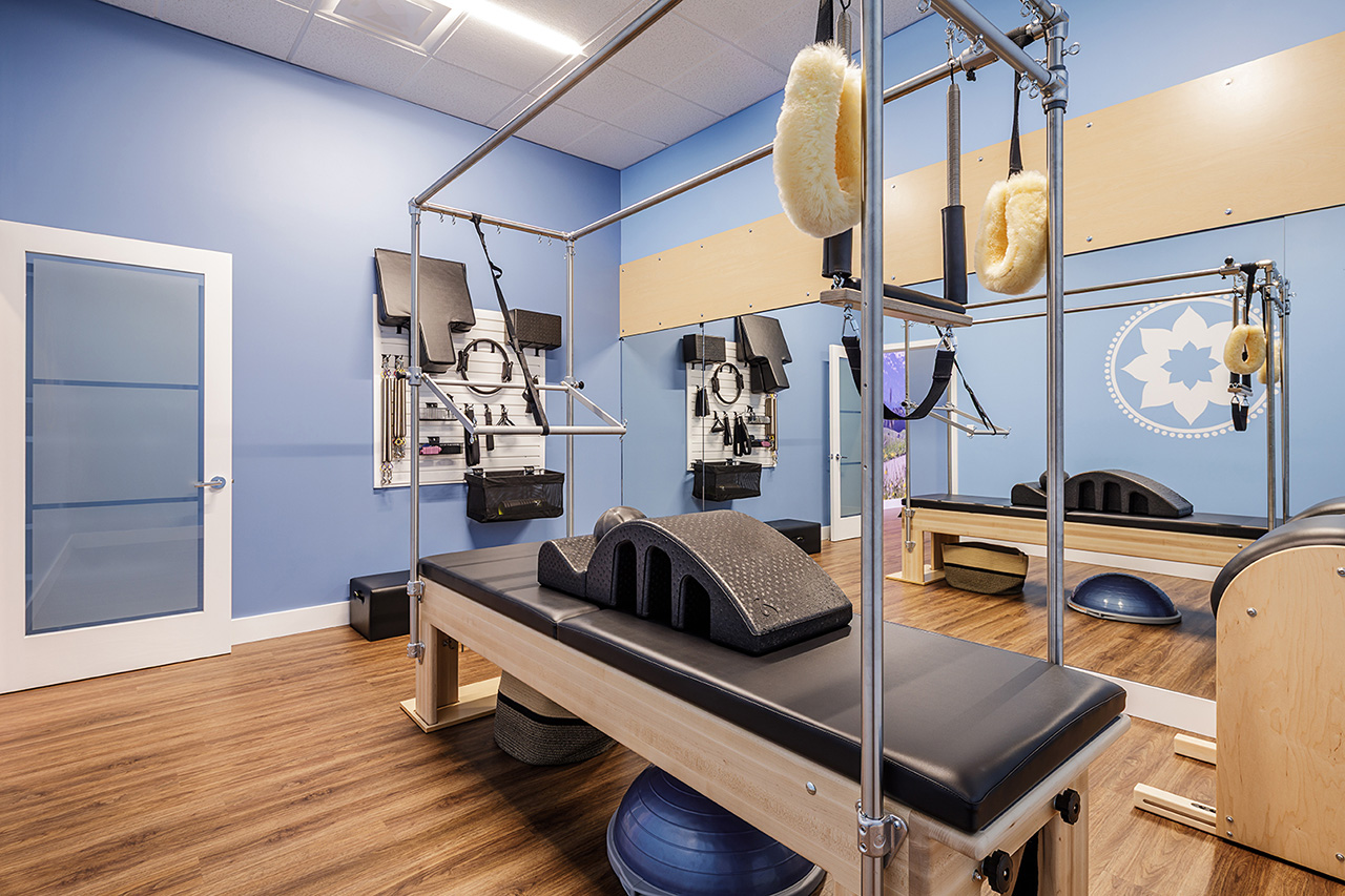 Vessi - Square One Shopping Centre